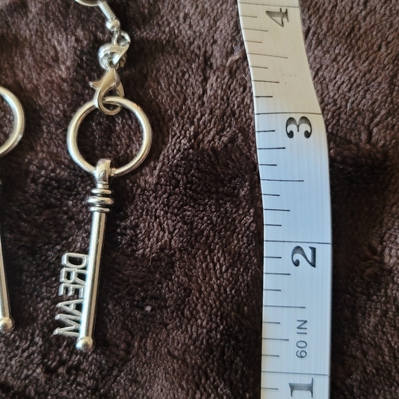 A Set of Keys Earrings Pair - Picture 5 of 10